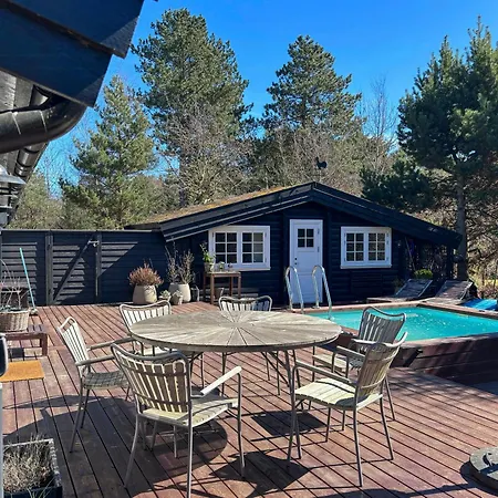 펜션 Log With Pool Near Tisvilde Vejby